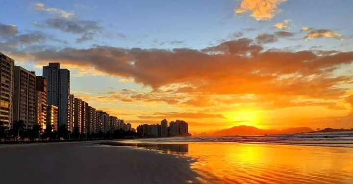 Apartamento Estudio Na Pitangueiras Guaruja Exterior photo