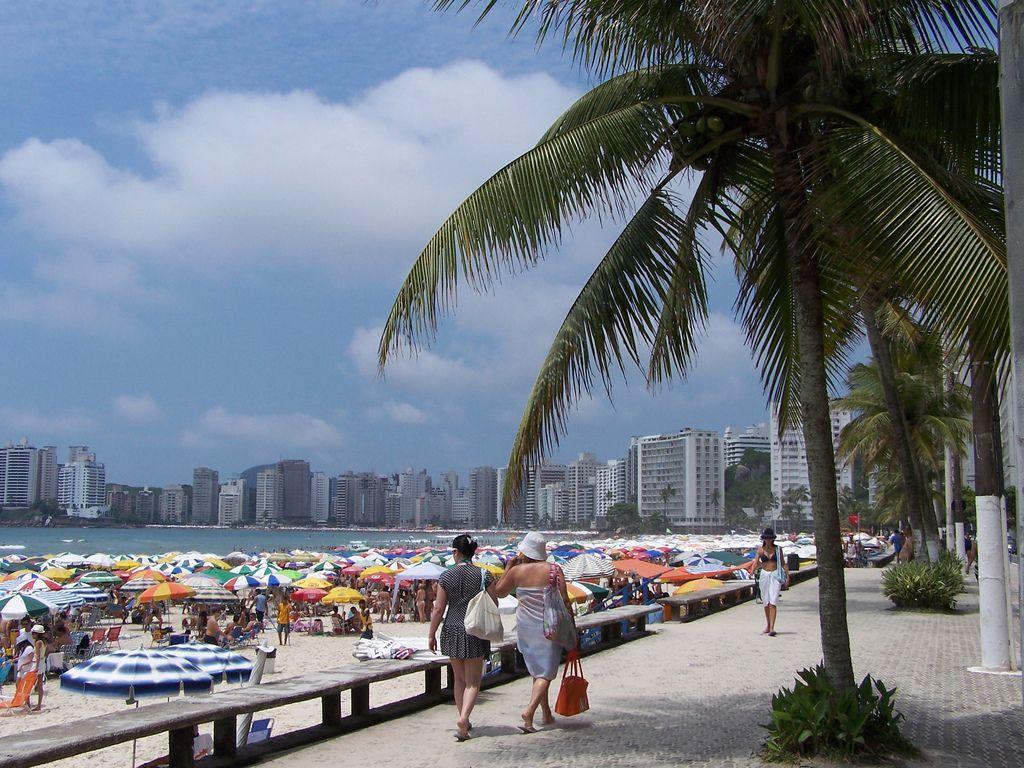 Apartamento Estudio Na Pitangueiras Guaruja Exterior photo